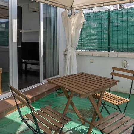 Fun Building By Homeabout Apartment Malaga